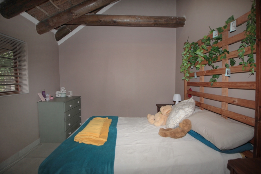 3 Bedroom Property for Sale in Menkenkop Western Cape